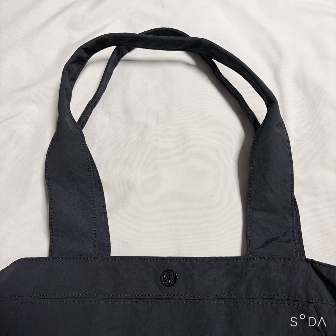 룰루레몬 사이드신치 쇼퍼백 블랙 상품이미지6