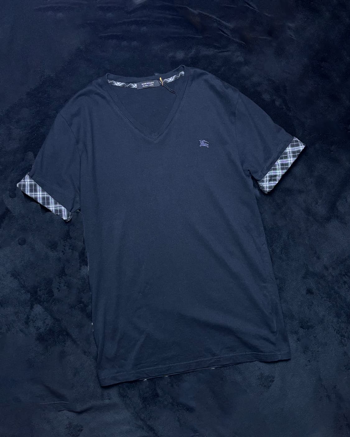 일본빈티지 Burberry Black Label 노바 체크 브이넥 티셔츠 상품이미지1