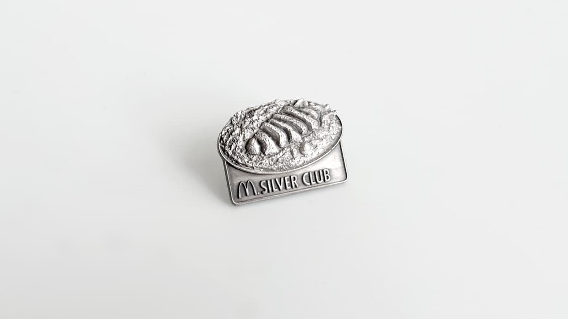 맥도날드 빈티지 크루 핀뱃지 라펠핀 ‘Silver Club’ 상품이미지6