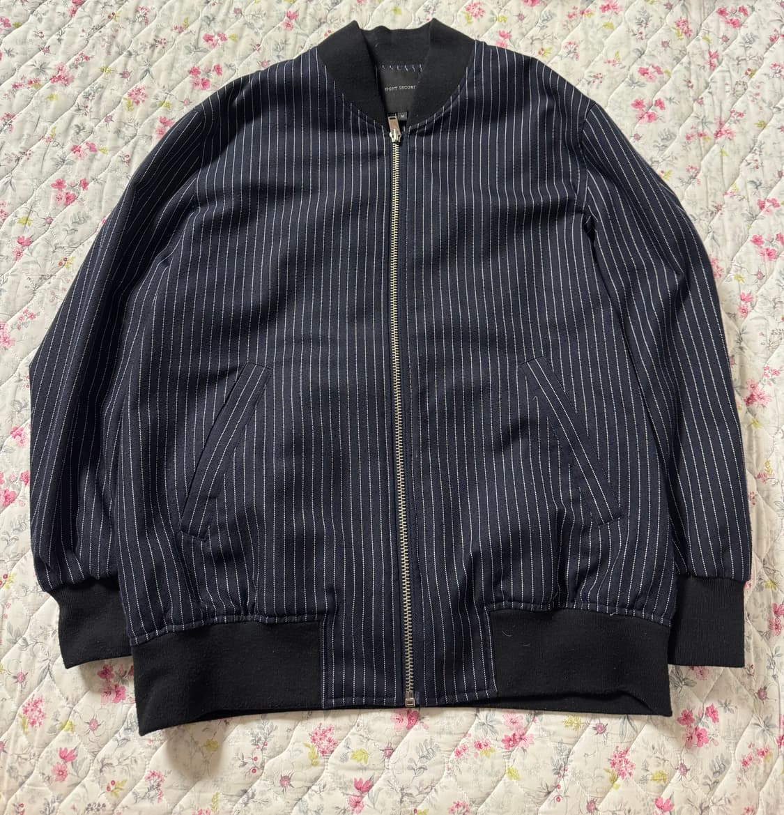 에잇세컨즈 스트라이프 블루종 봄버 상품이미지1