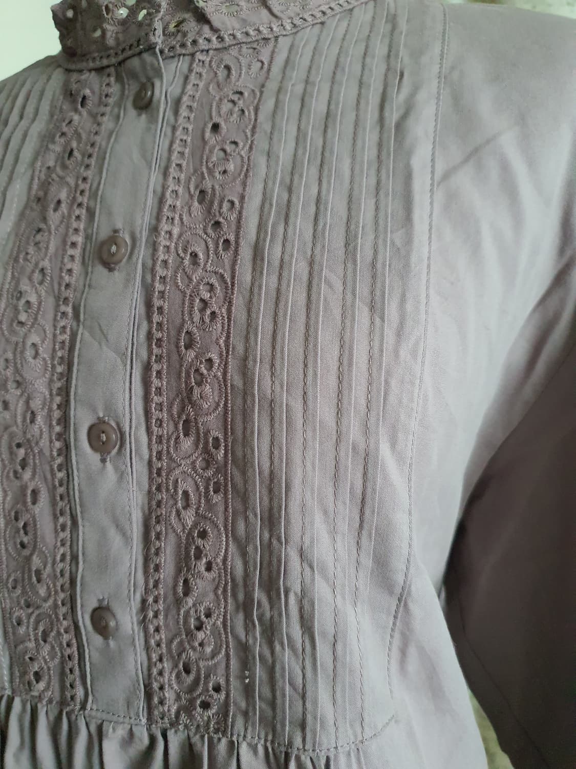 [모리걸] 레이스 핀턱 블라우스 롱 셔츠 상품이미지2