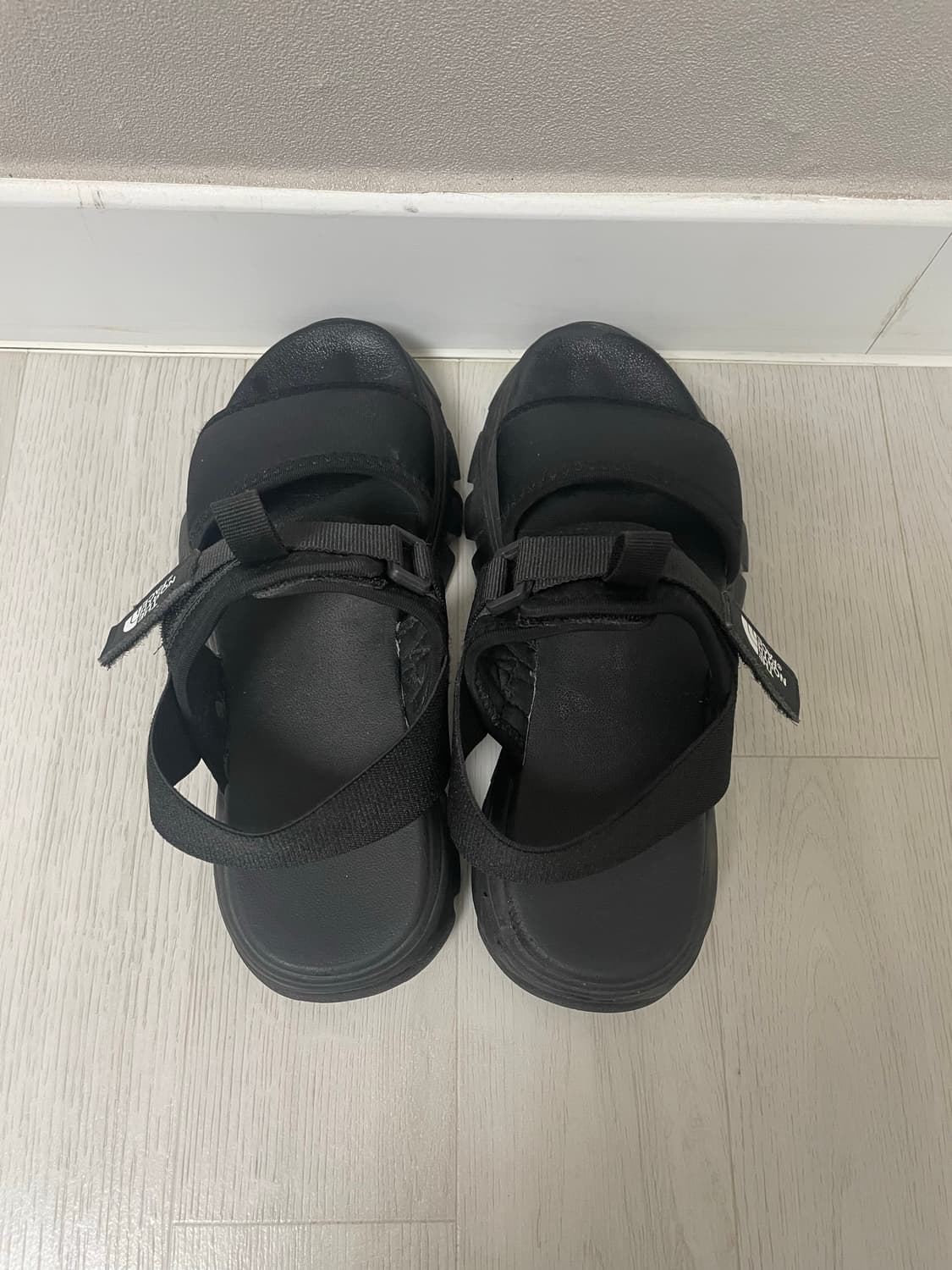 노스페이스 블랙 샌들 상품이미지5