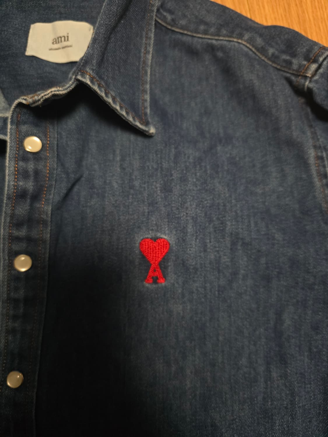 아미(ami)하트로고 자수 데님 셔츠 /USH114.DE0012 상품이미지4