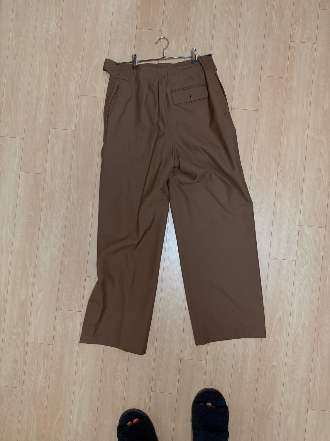 르메르  벨티드 슬랙스 상품이미지1