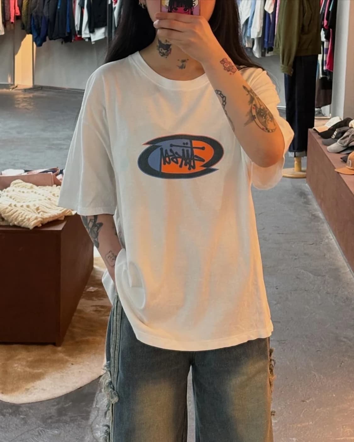 스투시 스플릿 로고 프린팅 반팔 티셔츠 PN8641 상품이미지2