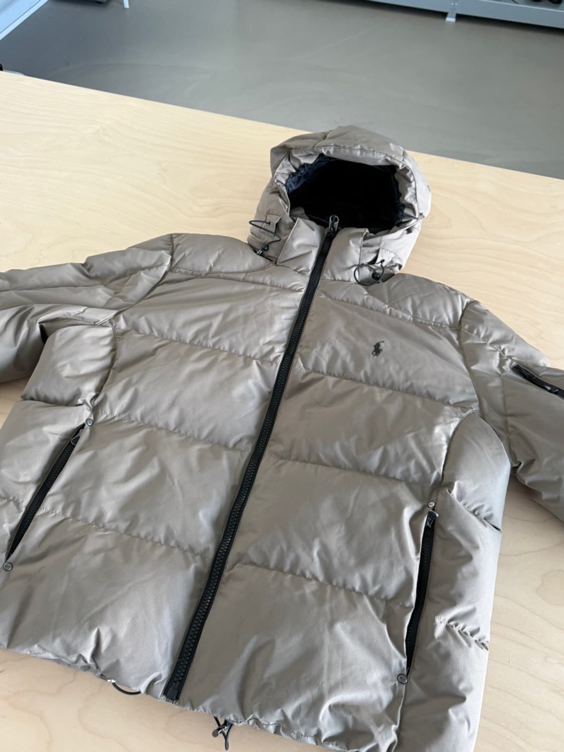 폴로 랄프로렌 베이지 패딩 XL 상품이미지1