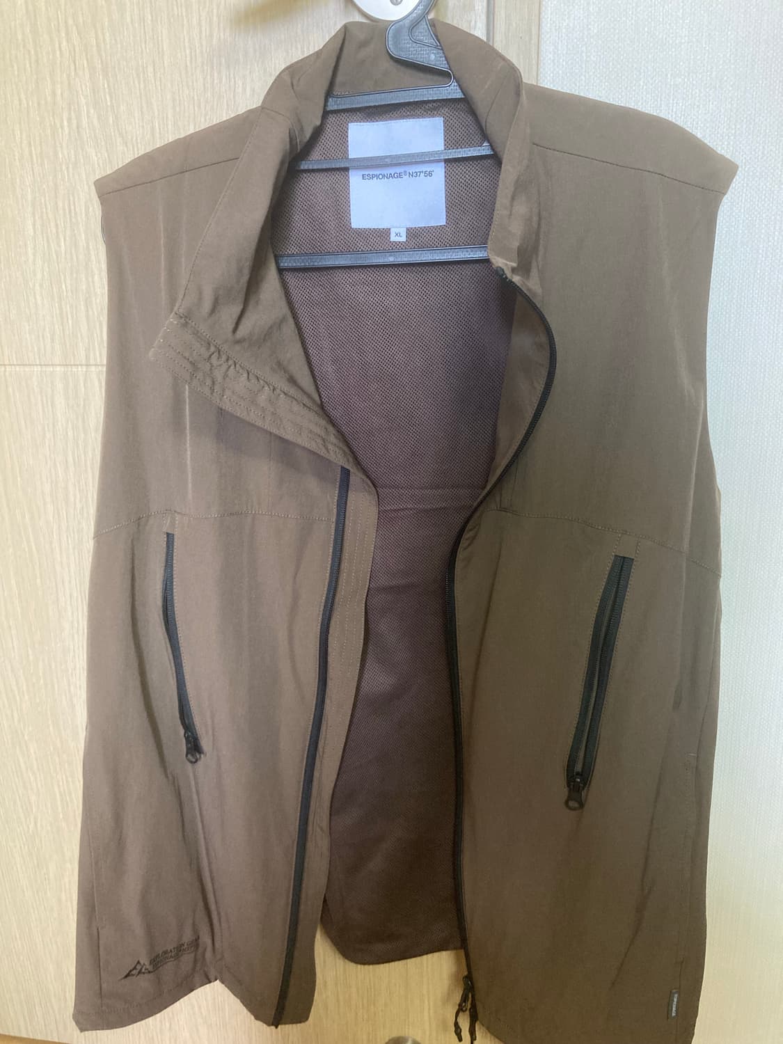 에스피오나지 라이트 하이커 베스트 다크모카 상품이미지2