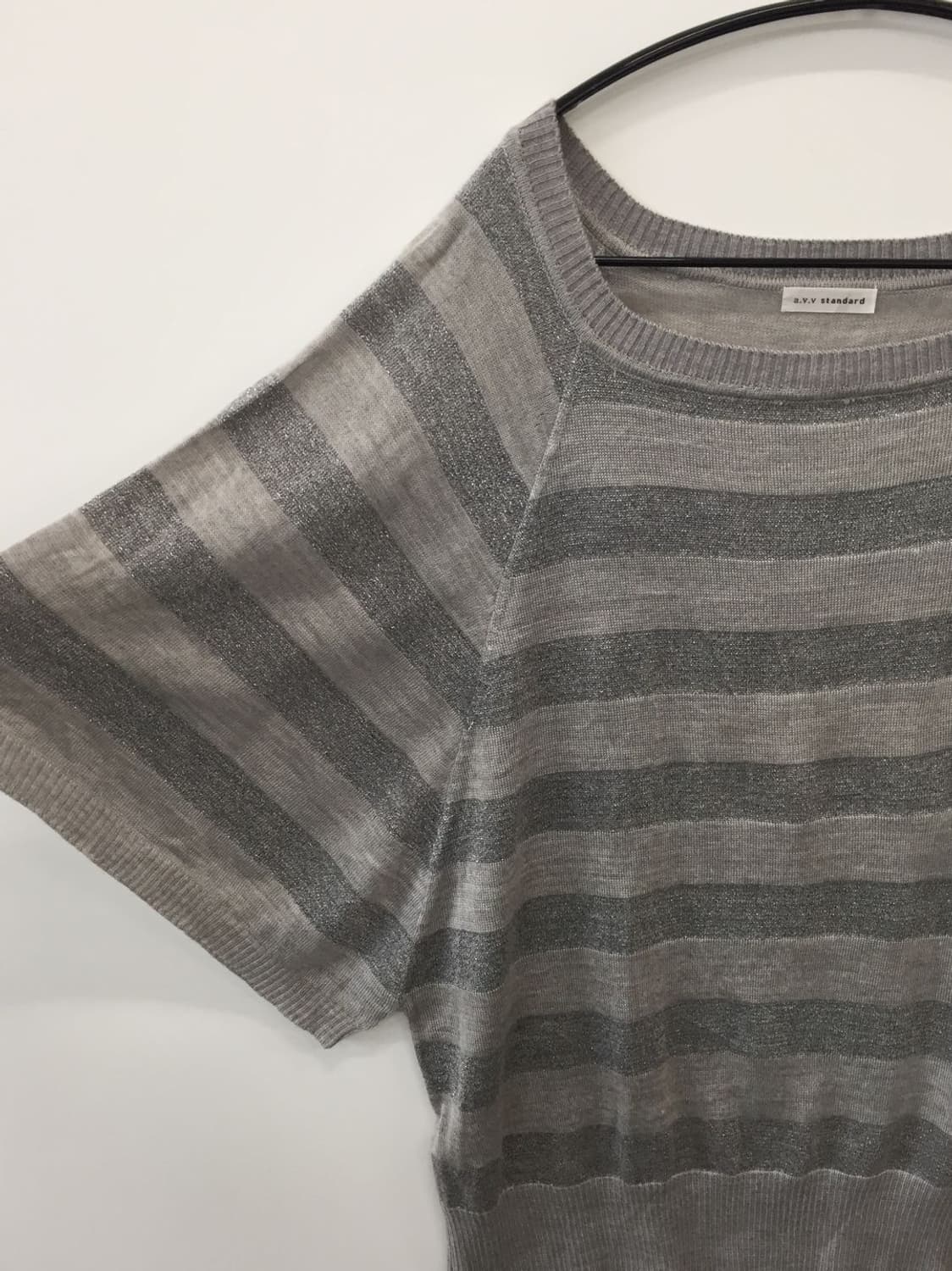 A.v.v Standard Gray Stripe Knit Top 상품이미지5