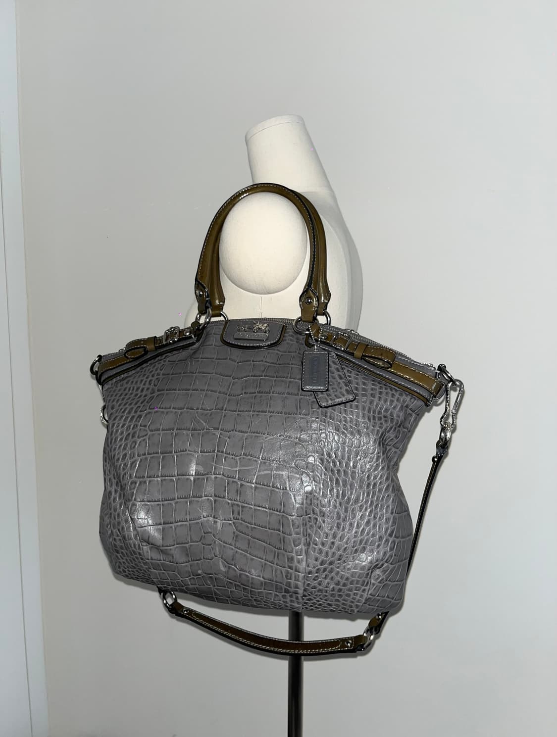  📦Coach gray leather shoulder bag 상품이미지2