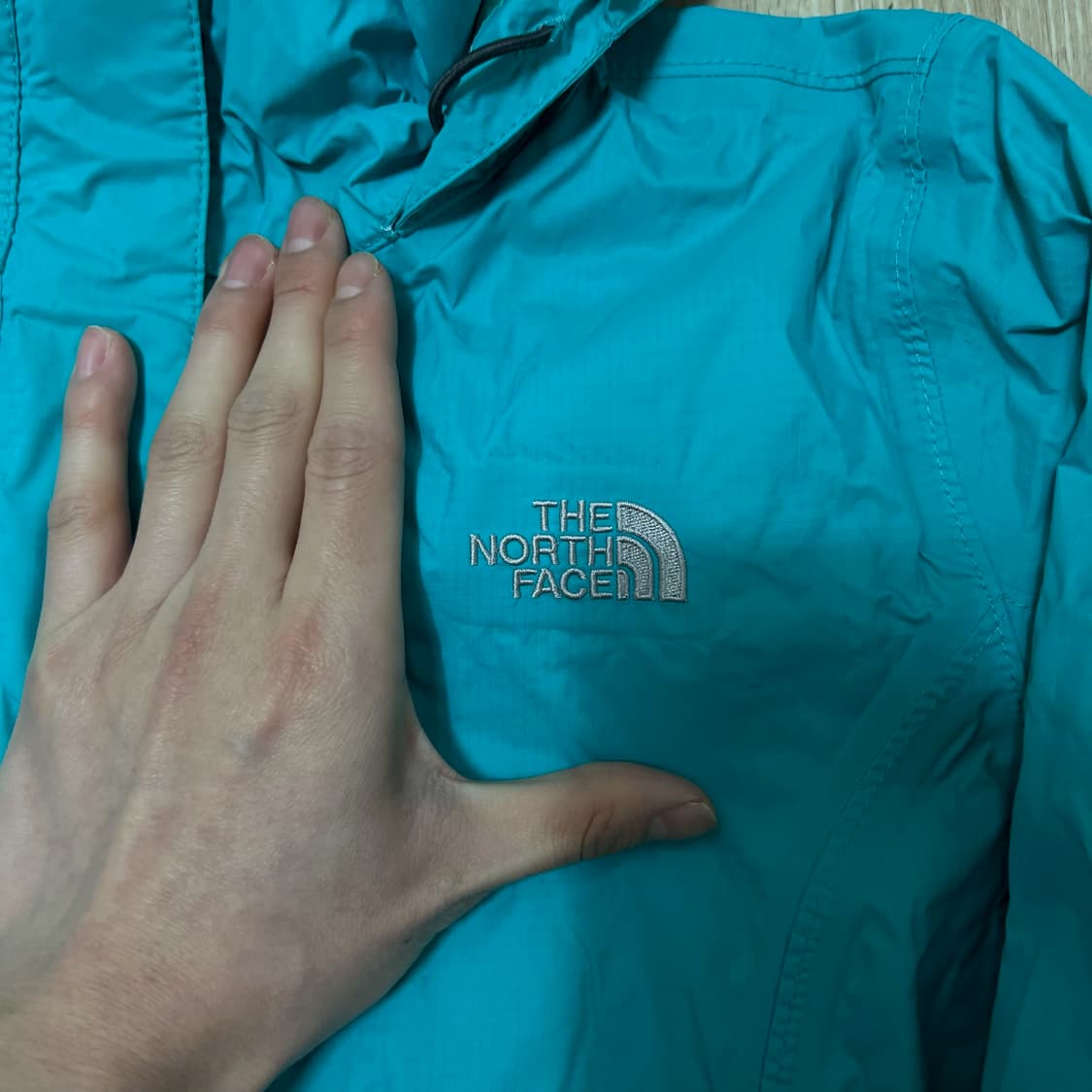 노스페이스 여성 하이벤트 후드 바람막이 자켓 L/90  상품이미지4