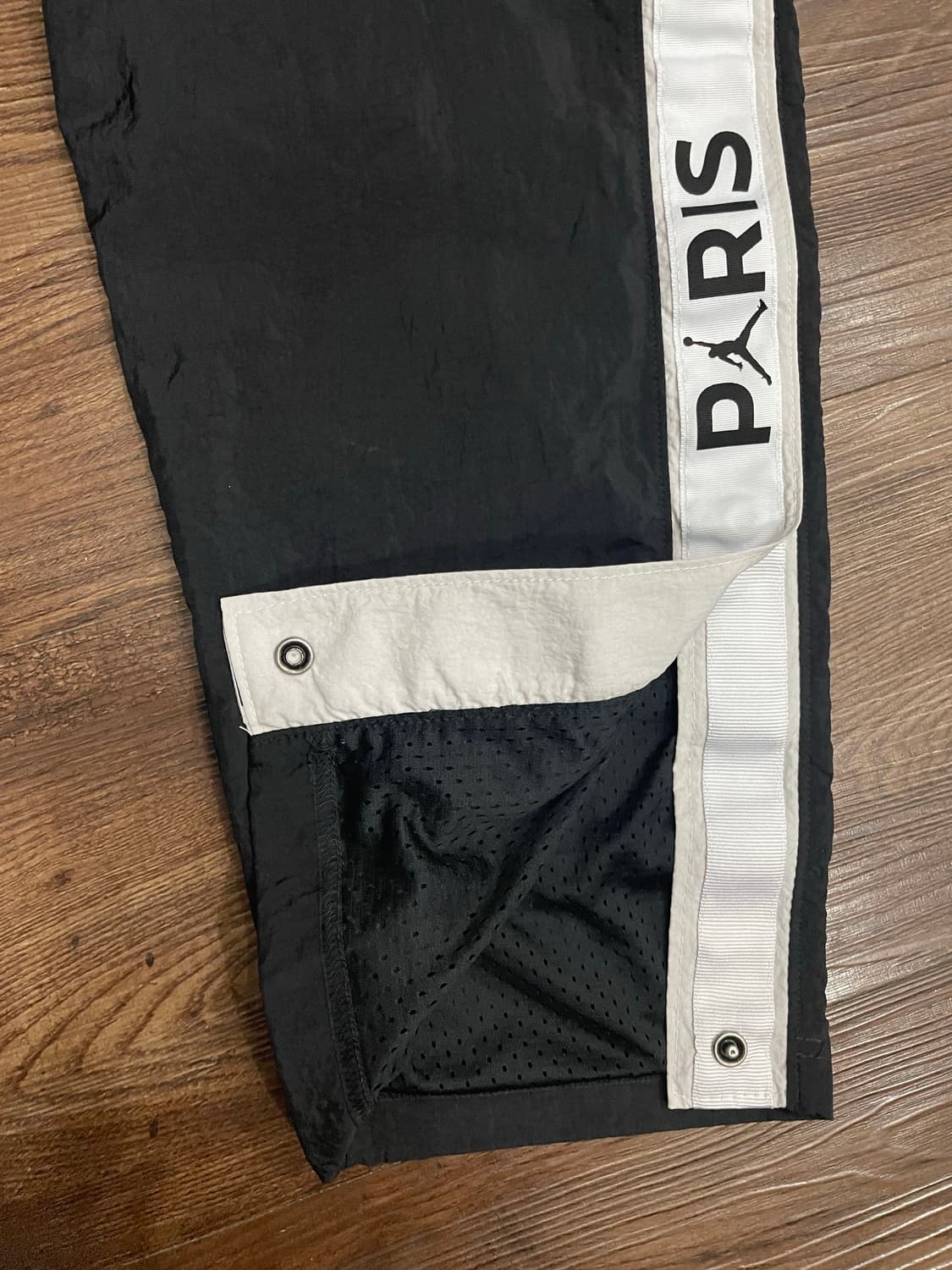 조던 x 파리 생제르맹 한정판 스냅버튼 팬츠 블랙 상품이미지6