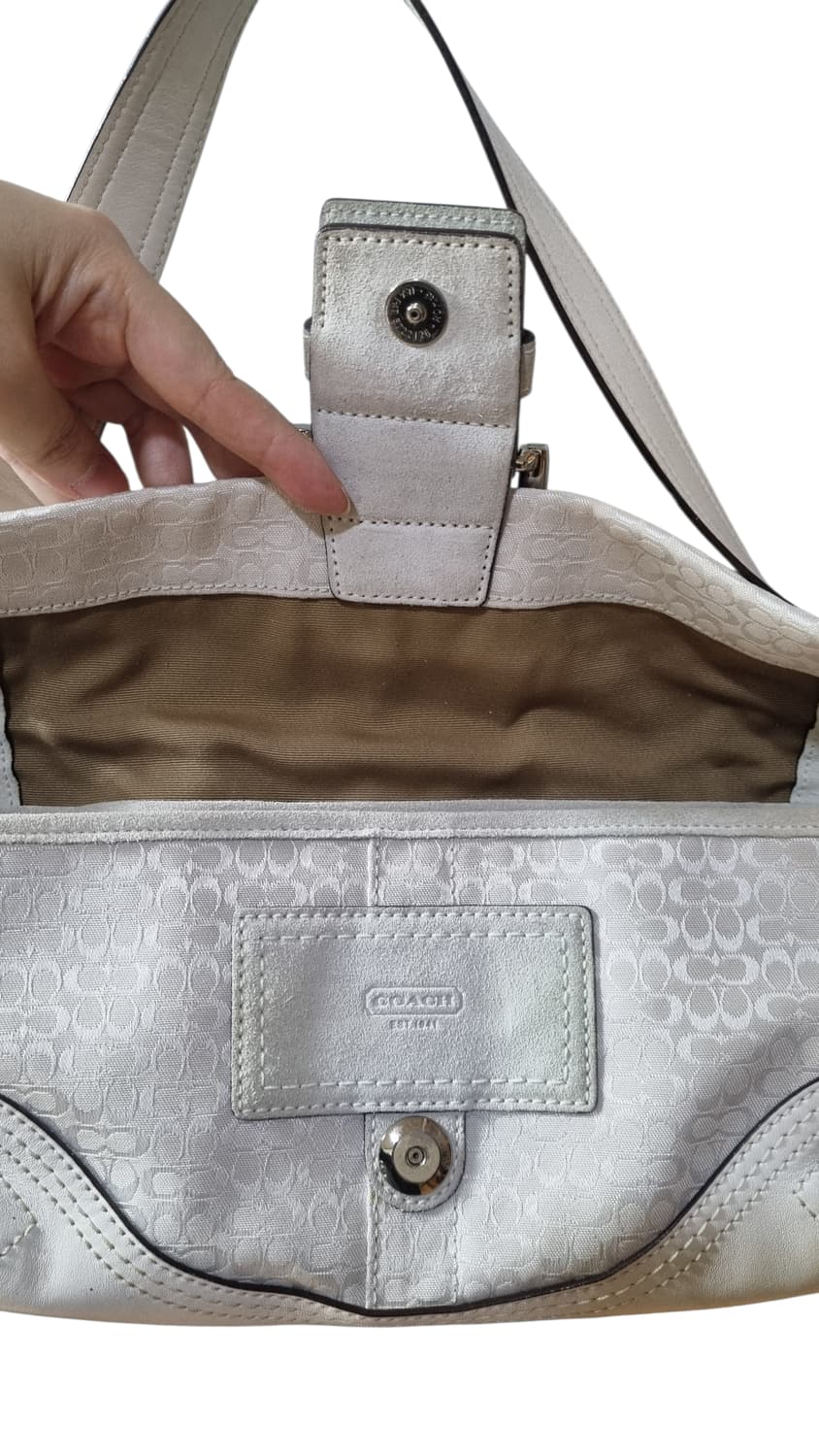 코치(Coach)의 소호 시그니처 화이트 숄더백 y2k 갸루 히메 상품이미지6