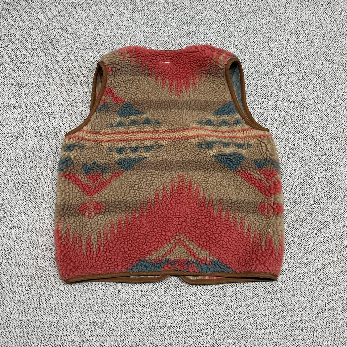 캐피탈 리버시블 베스트 상품이미지2