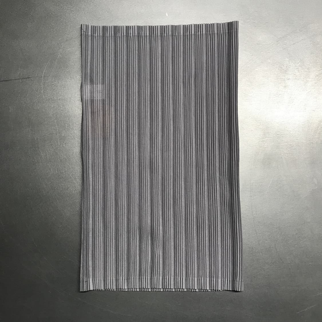 이세이 미야케 플리츠 플리즈 넥워머 그레이 상품이미지2