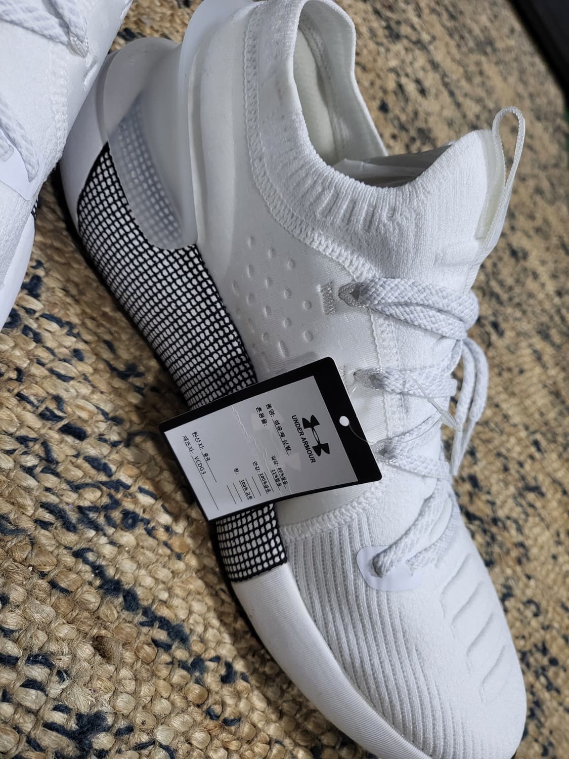 언더아머 HOVR Phantom 3 스니커즈 상품이미지7