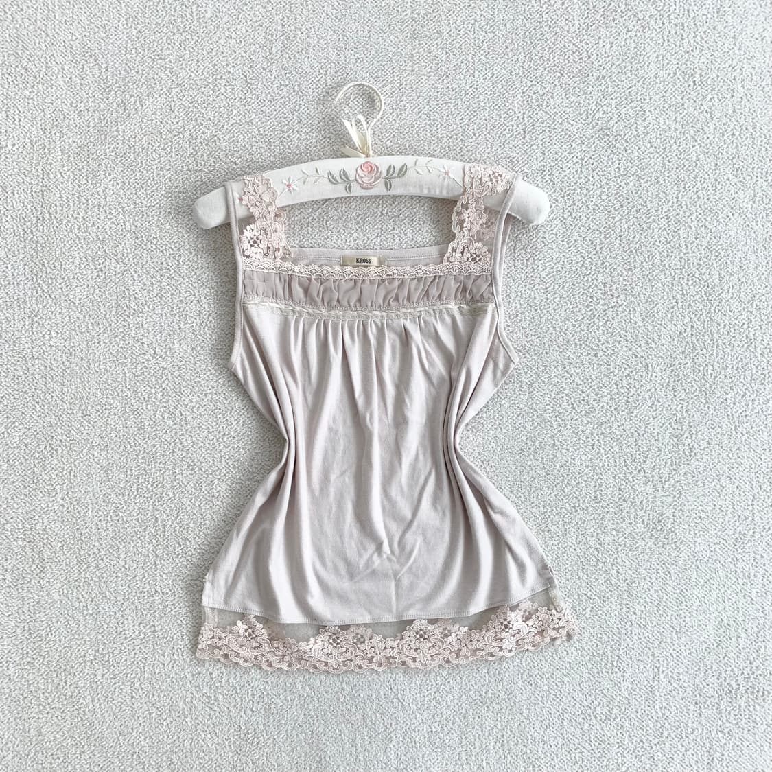 밀크티 핑크 ♥ 레이스 보들 슬리브리스 상품이미지1