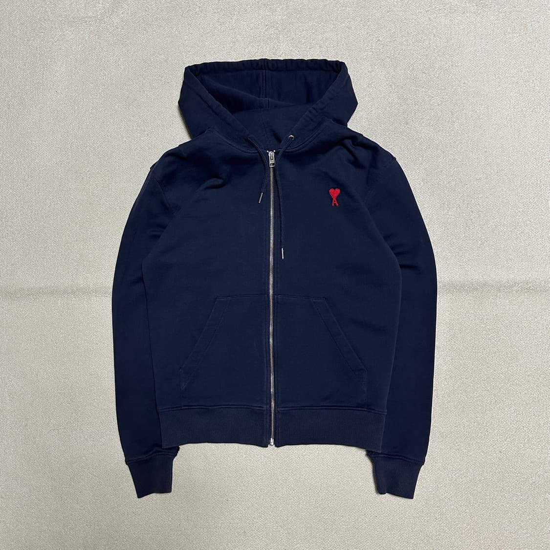 아미 21SS 하트 스몰 로고 자수 후드집업 상품이미지2