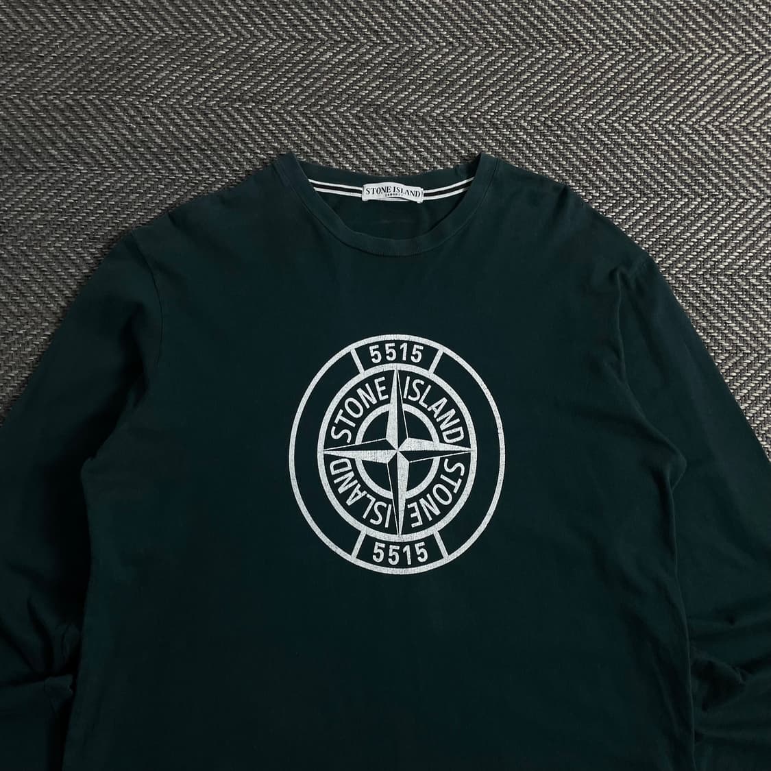 스톤아일랜드 와펜 빅로고 크루넥 롱슬리브 티셔츠 o 3918 상품이미지4