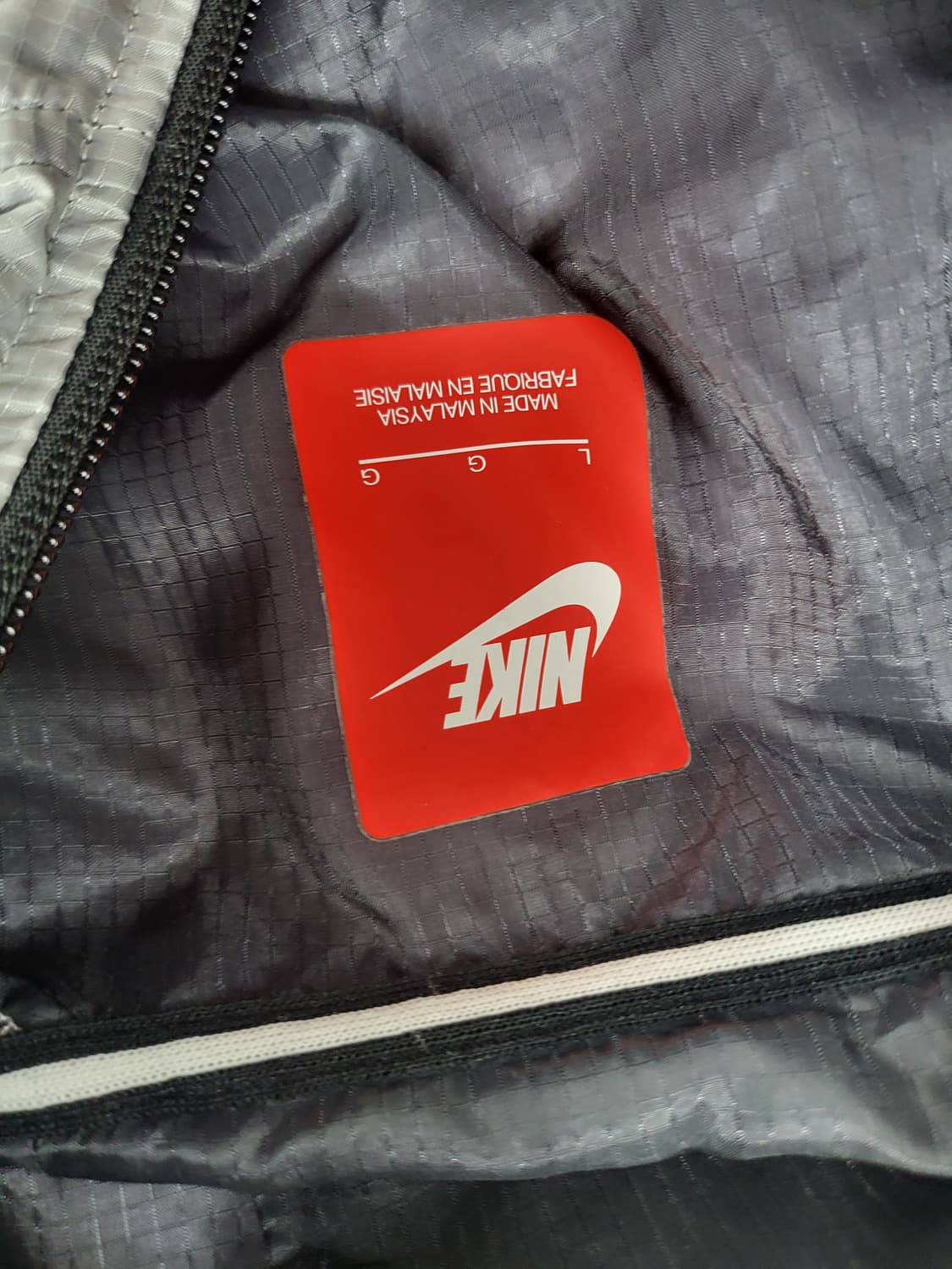 우먼 나이키바람막이L 상품이미지4