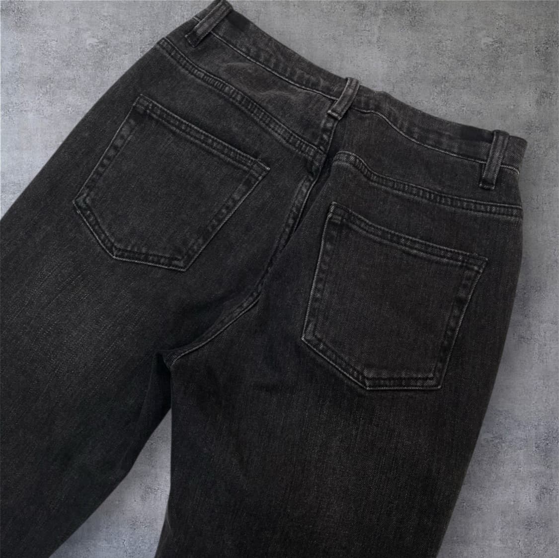 토템 Toteme 흑청 트위스트 심 스트레이트 데님 팬츠 26 상품이미지6