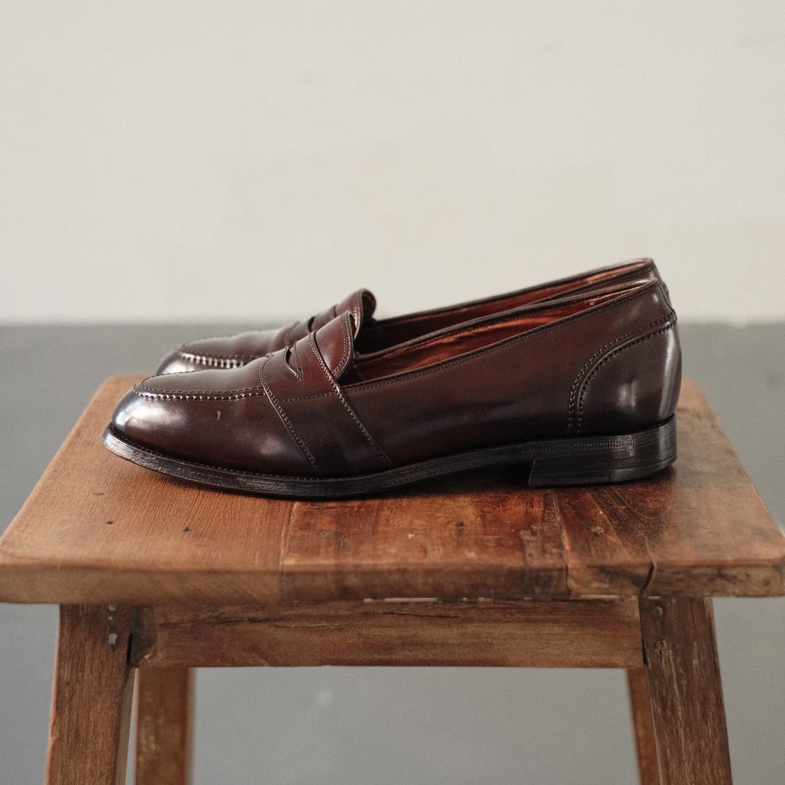 알든 684 8D(260사이즈) 버건디 코도반 풀스트랩 로퍼 상품이미지6