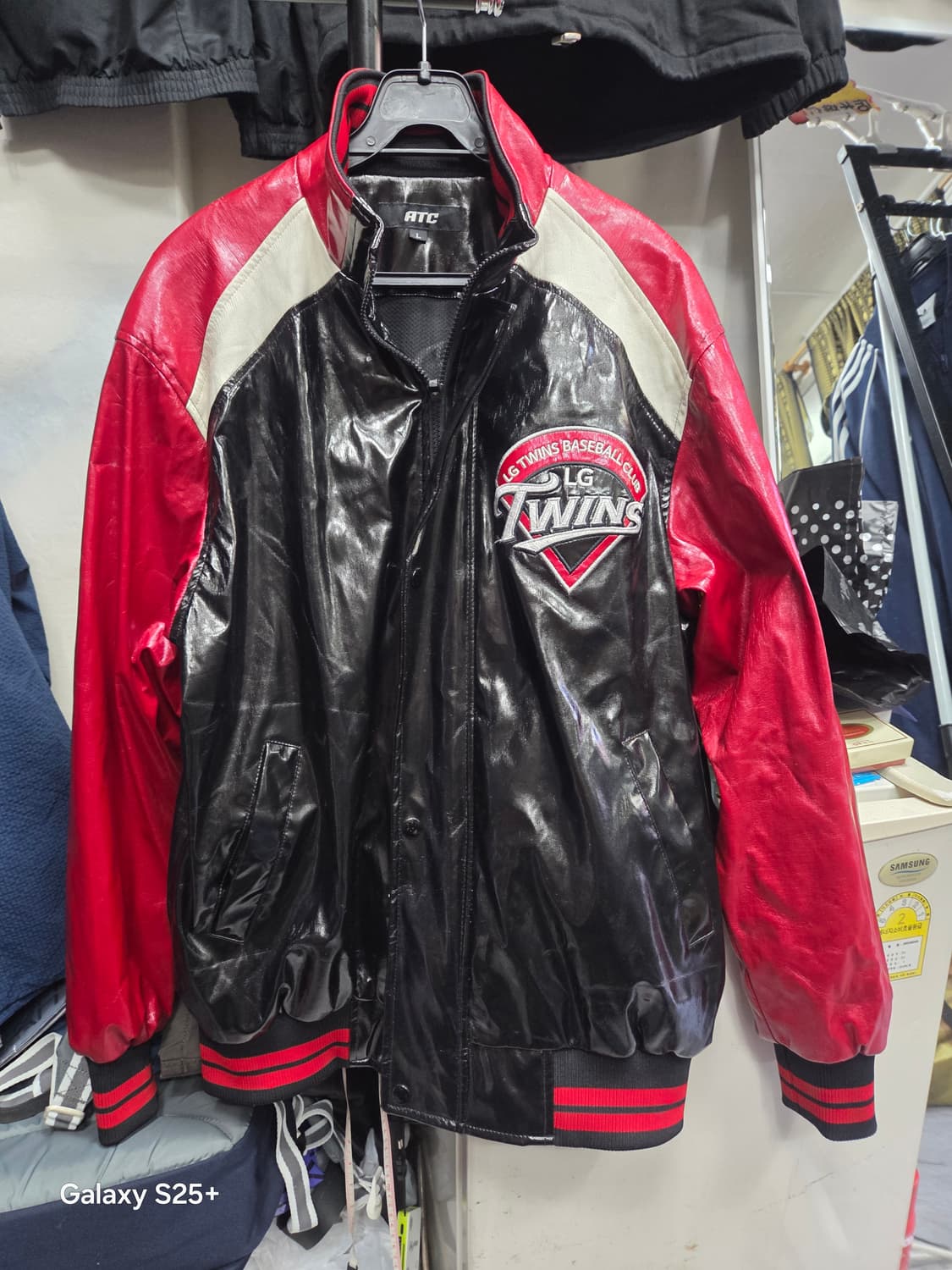 LG트윈스   유광점퍼 상품이미지1