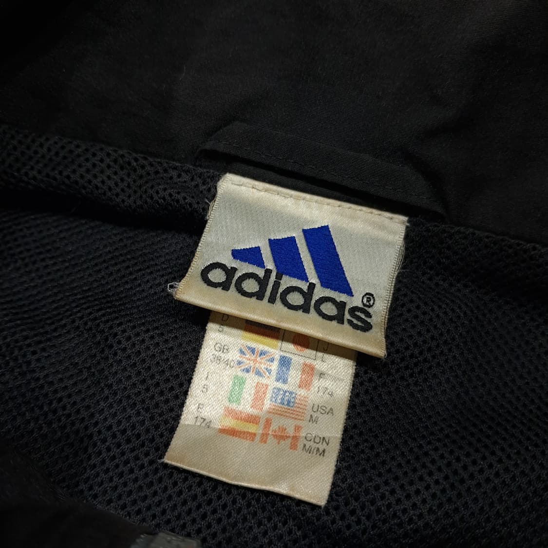 CL733 M 아디다스 90s 올드스쿨 블랙그레이 바람막이 자켓 상품이미지3