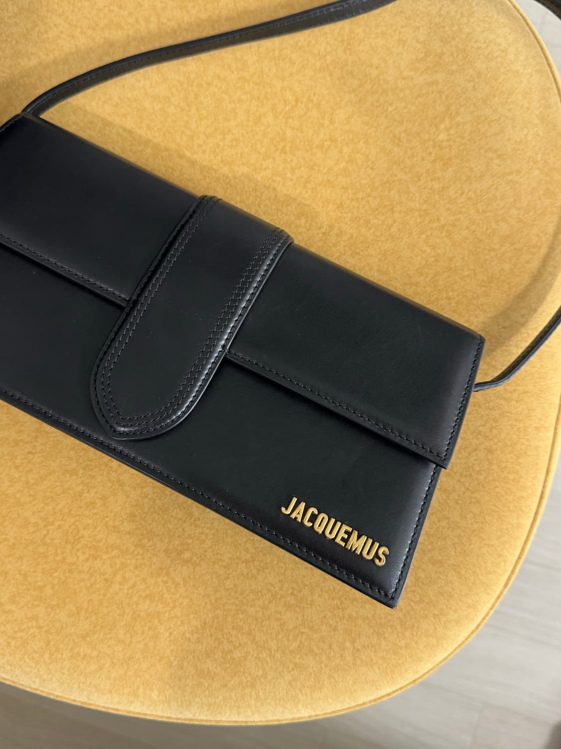 자크뮈스 르밤비노 블랙 상품이미지1