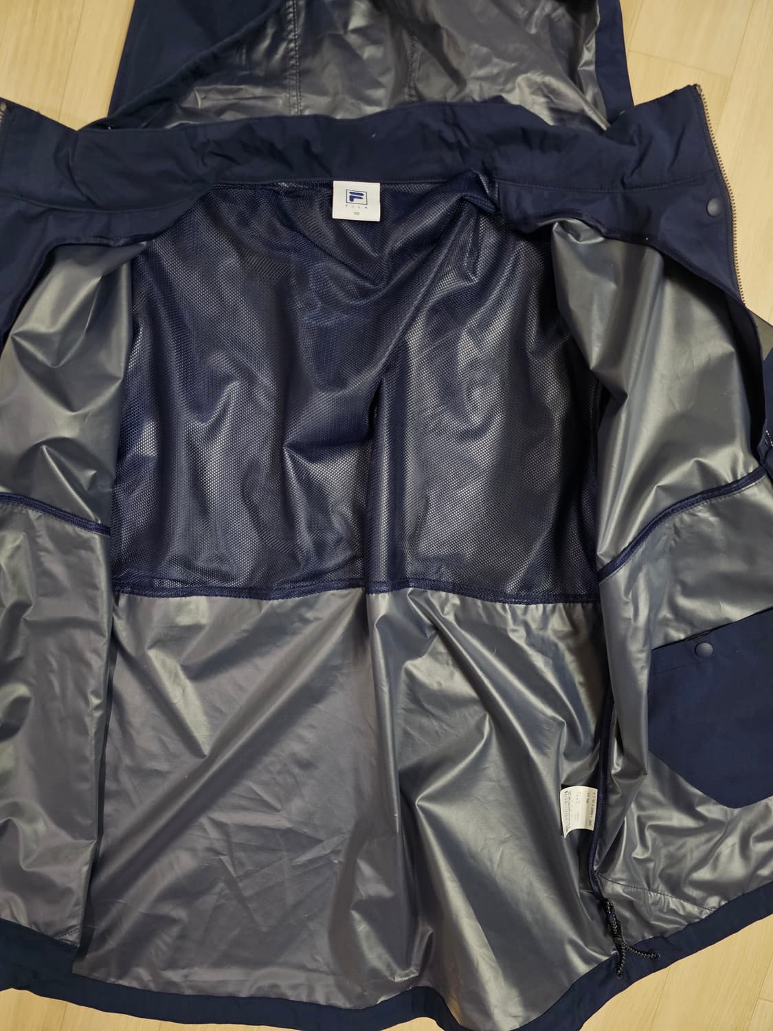 ​[100] 휠라 비엘라 이탈리아 네이비 후드 바람막이 자켓 상품이미지5