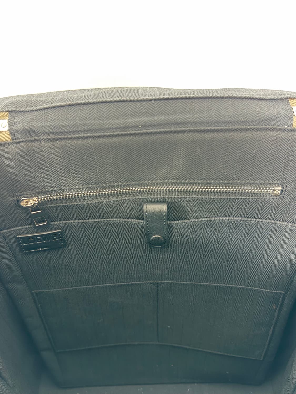 로에베 고야 백팩 해골 자수 상품이미지6