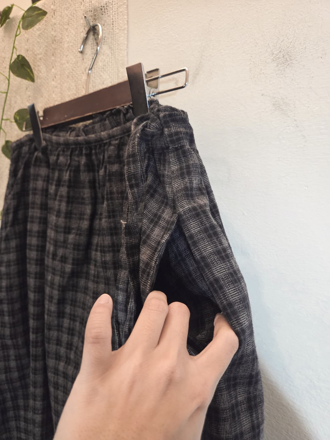 차콜 체크 랩스커트 상품이미지3