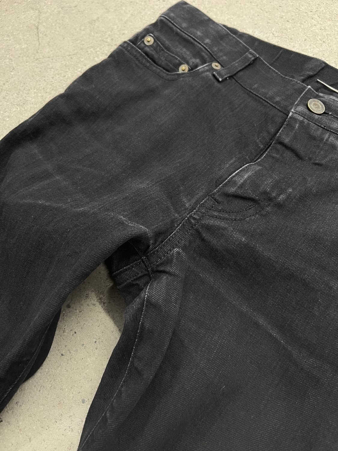 생로랑 16SS D02 블랙 데님 스키니진 상품이미지5