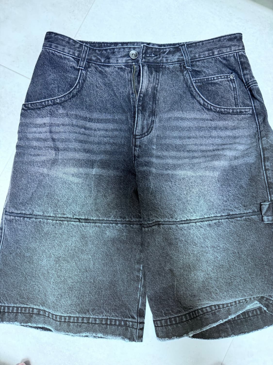 (중고/L) ETCE DENIM BERMUDA SHORTS (black) 상품이미지4