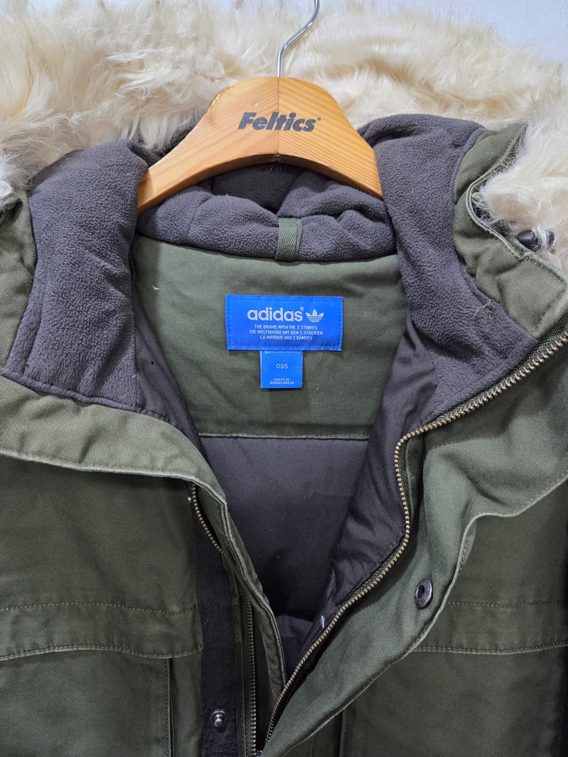 아디다스 후드 패딩 헌팅점퍼패딩 코튼점퍼 올드스쿨 상품이미지4