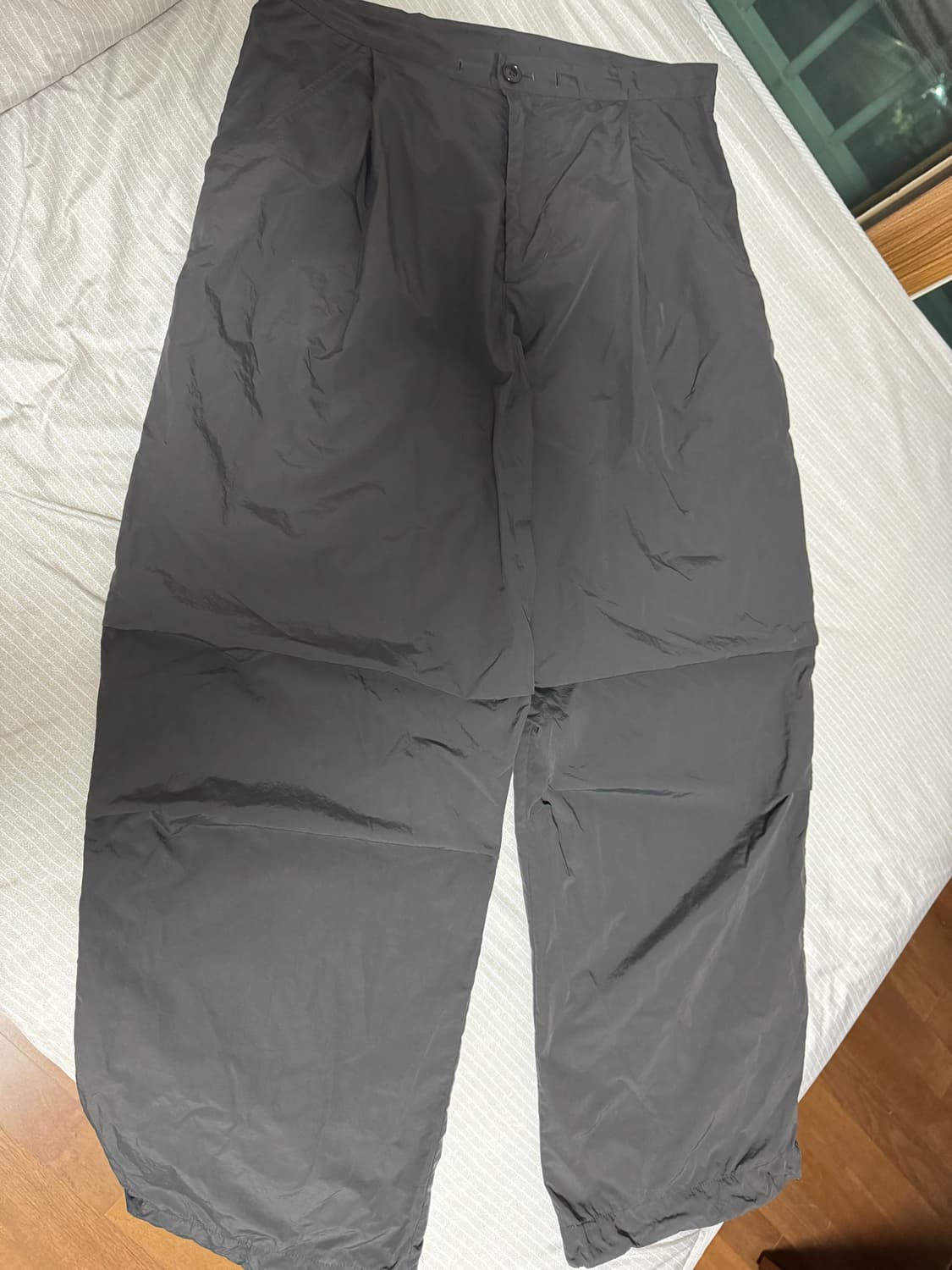 999휴머니티 차콜 나일론 팬츠 상품이미지1