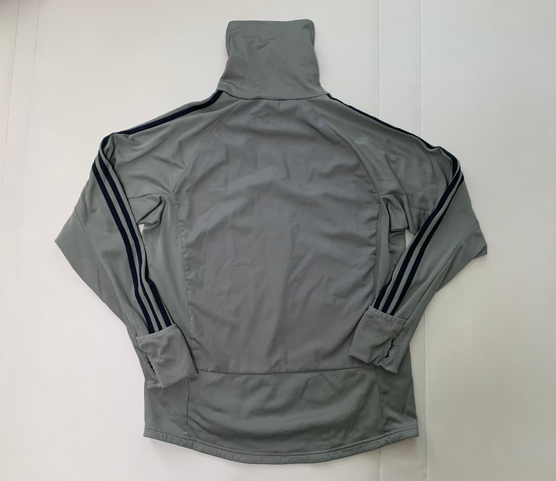 아디다스 유벤투스 웜 트레이닝 탑 상품이미지2