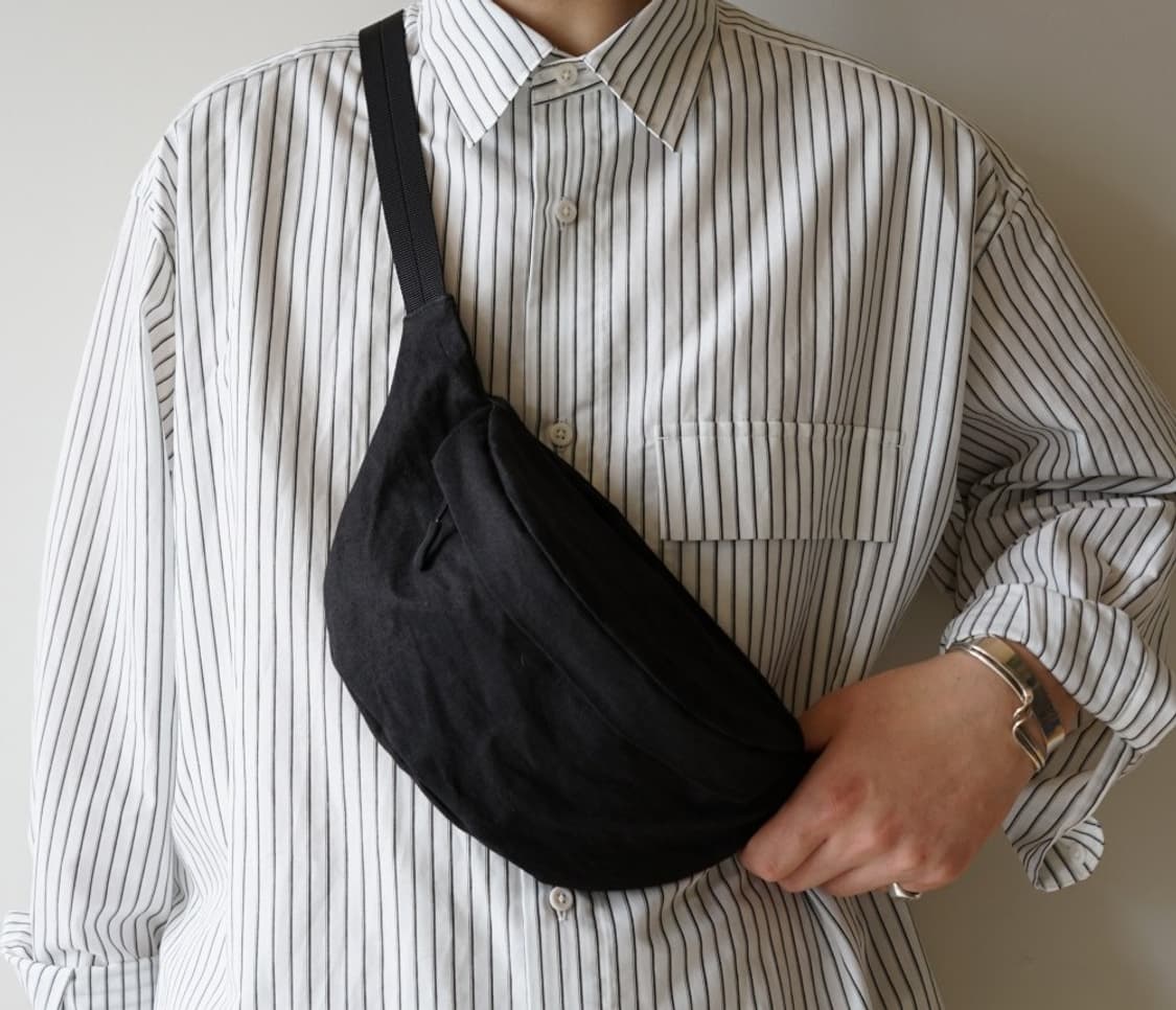 스틸바이핸드 STILL BY HAND WAIST BAG (잉크 블랙) 상품이미지1