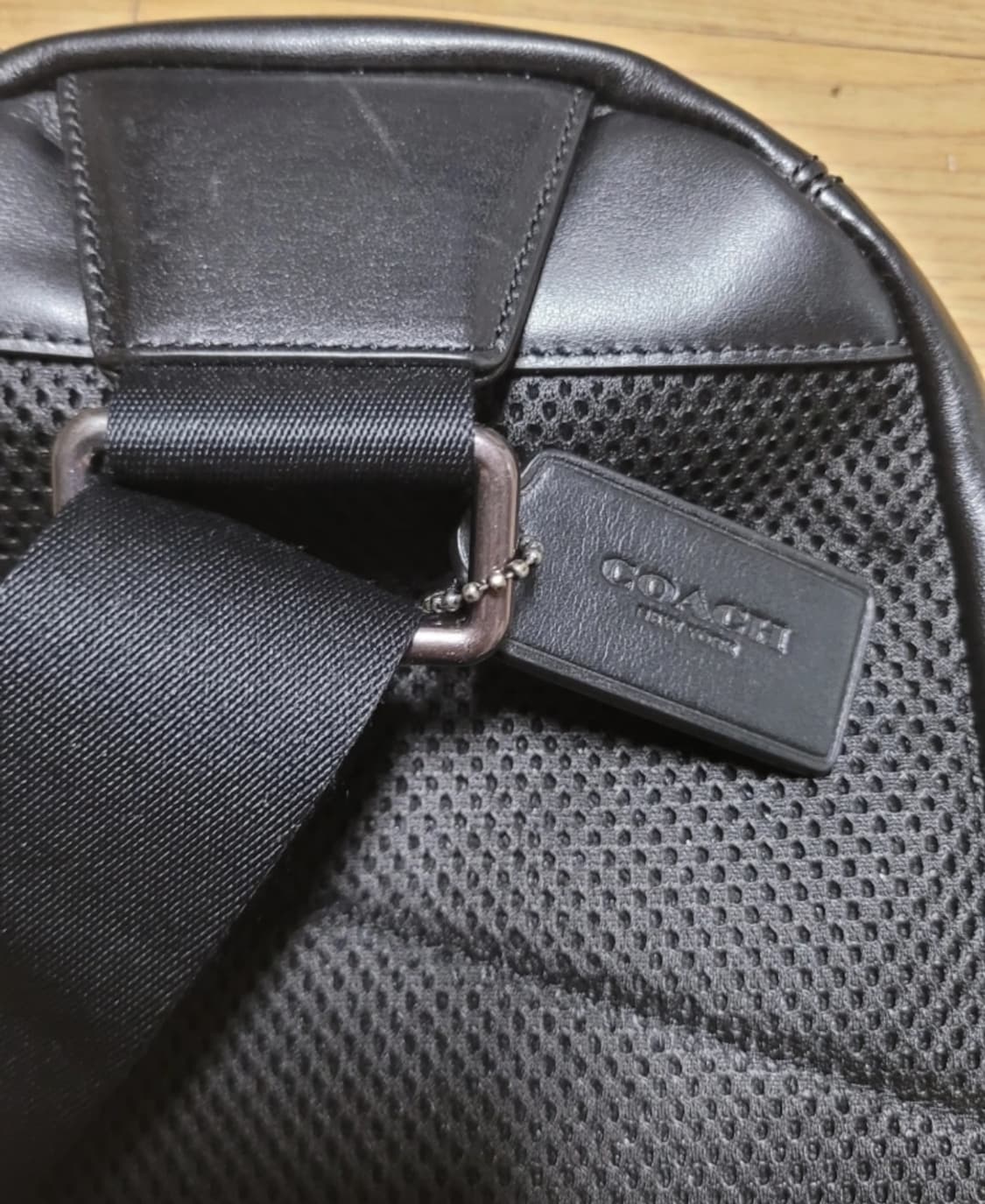 코치 가죽크로스 슬링백 
 상품이미지7