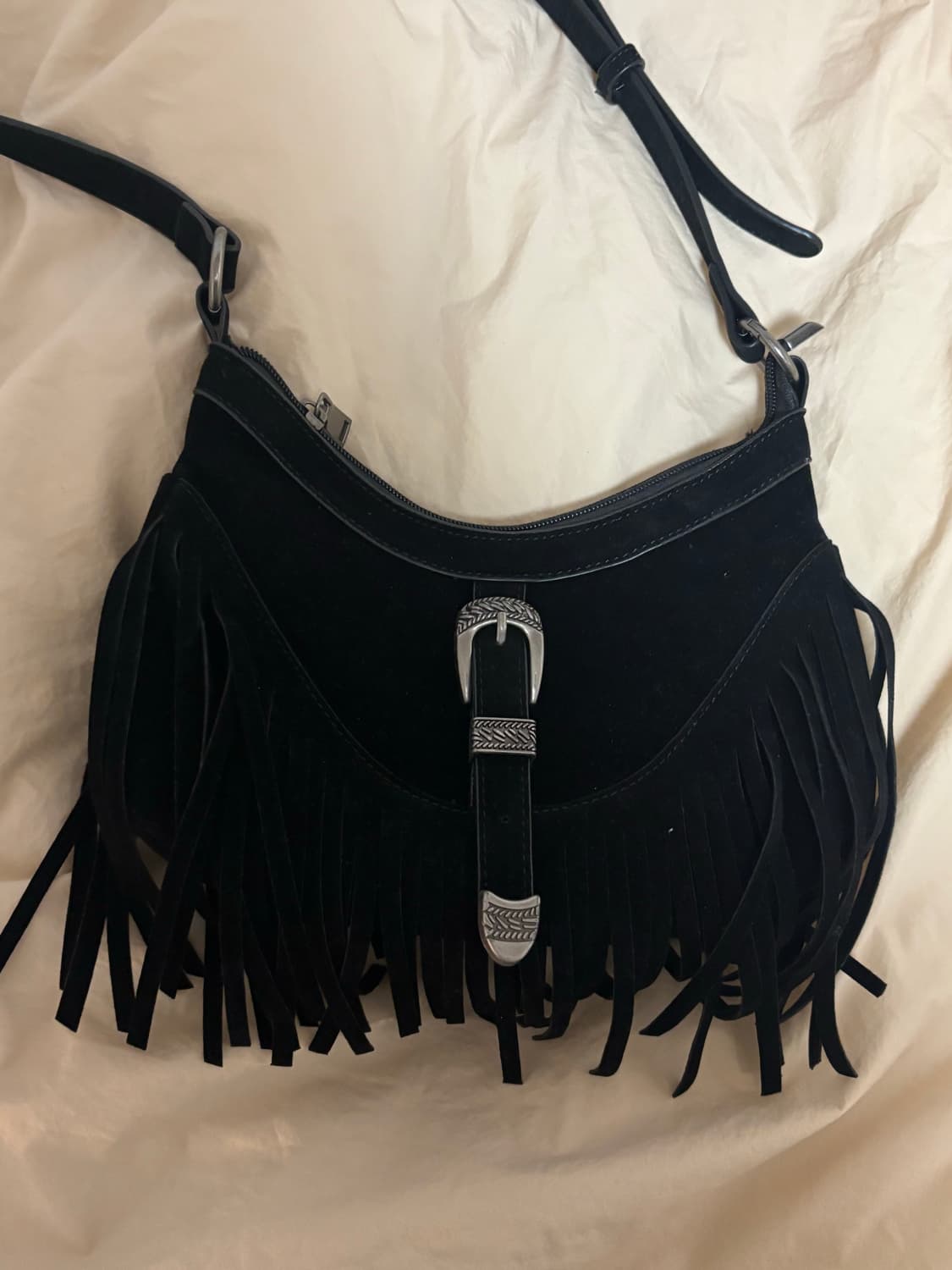 태슬 스웨이드 크로스백 가방 상품이미지1