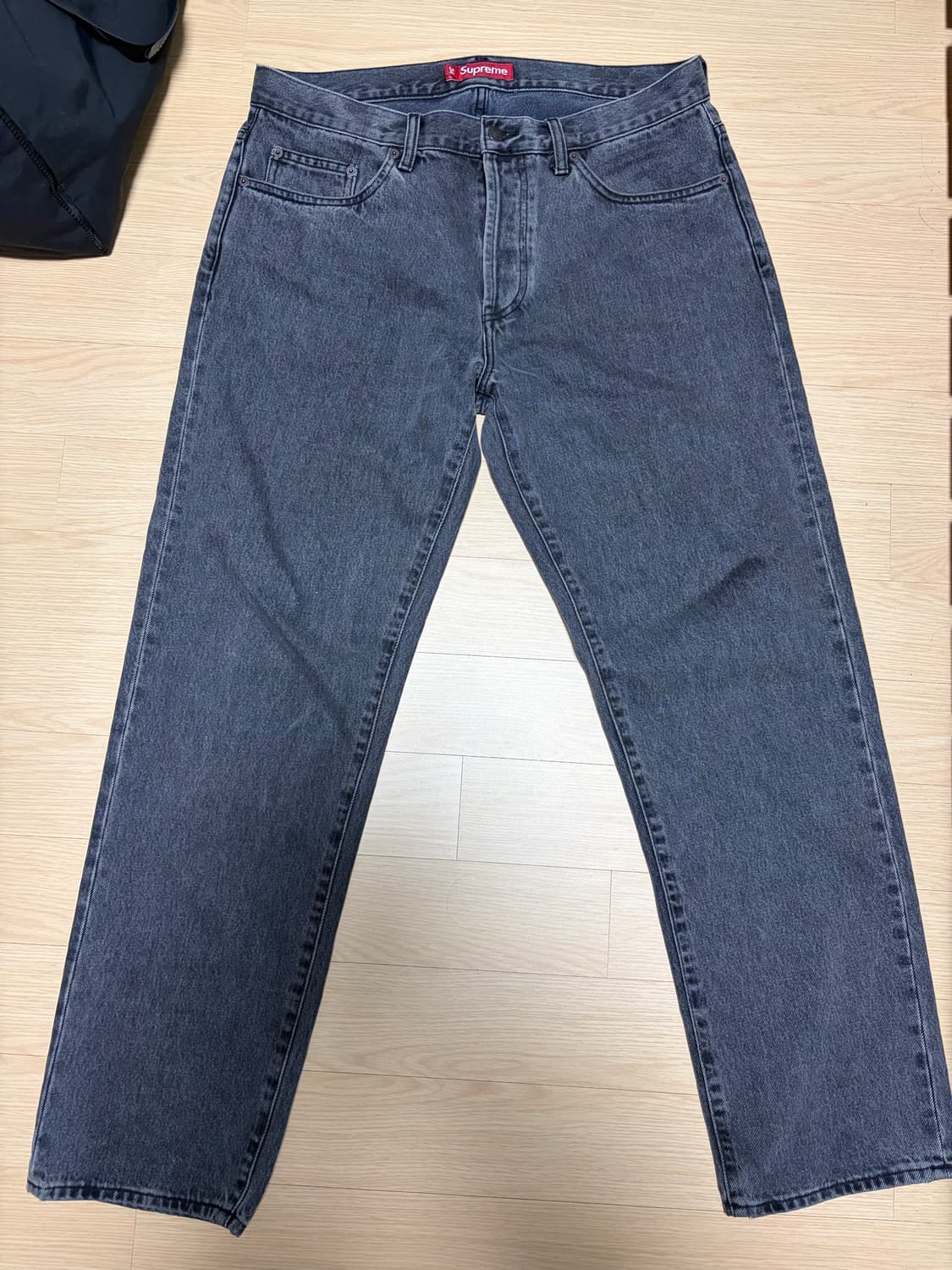 [34] 슈프림 24SS 레귤러진 블랙 상품이미지2