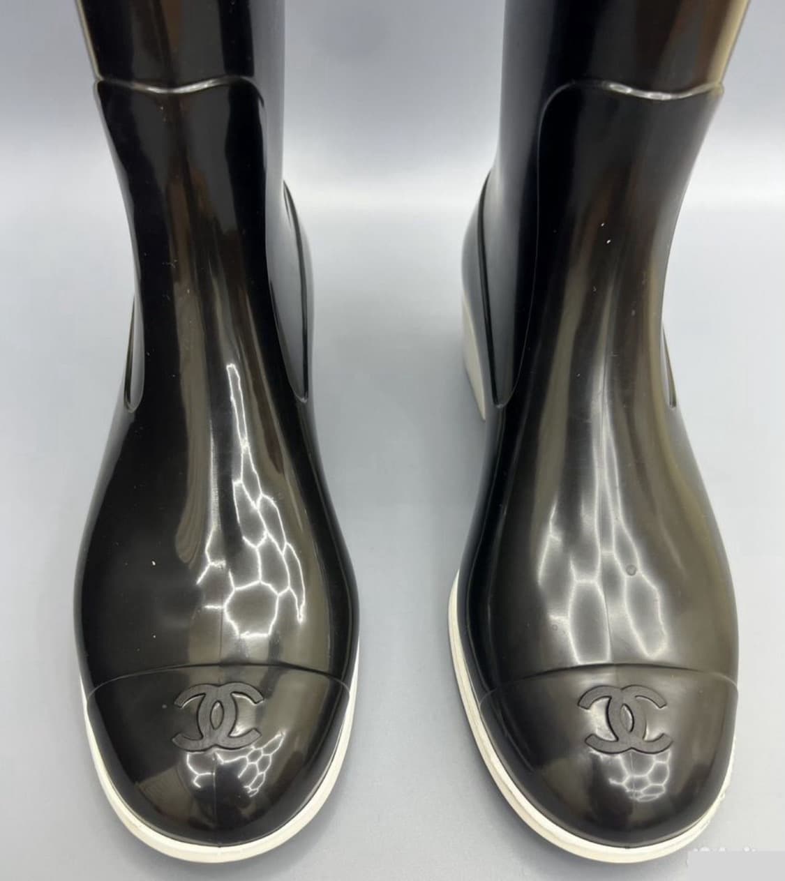 CHANEL 샤넬 레인부츠(38 사이즈)-헤외발송 상품이미지3