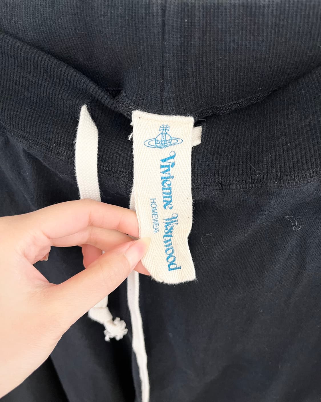 비비안웨스트우드 블랙 드로스트링 조거팬츠 상품이미지7