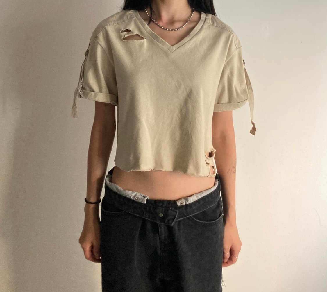 Distressed crop t 상품이미지1
