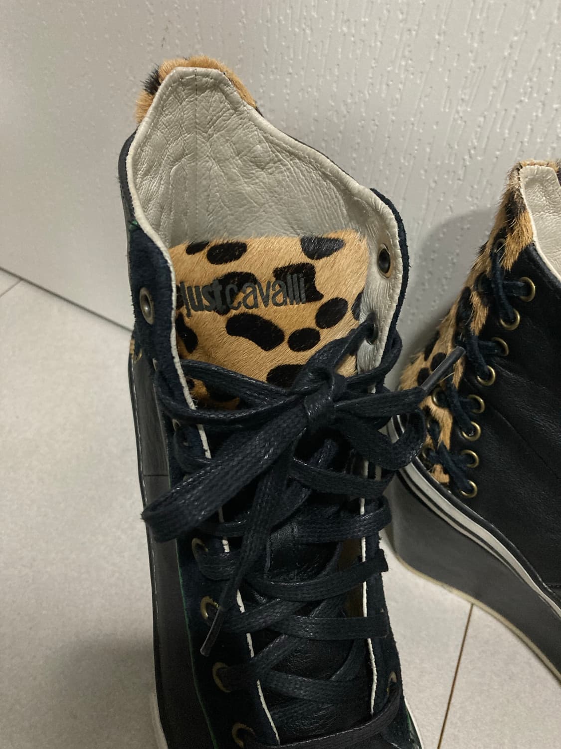 저스트 까발리 레오파드 송치털 웨지 스니커즈 상품이미지5