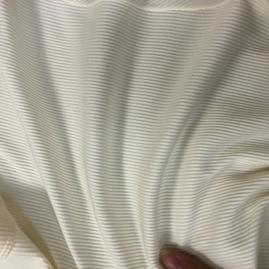 베르사체 정품 머슬핏 플리츠 반팔 화이트 상품이미지7