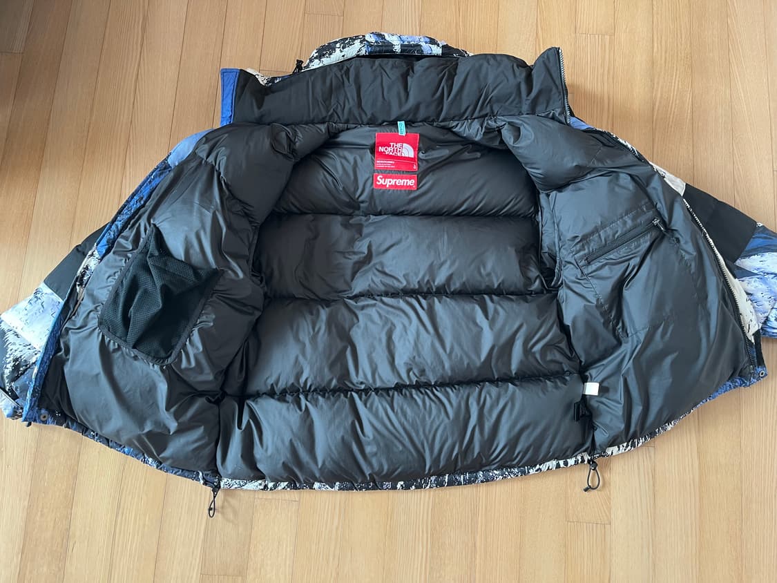 슈프림 노스페이스 설산 패딩 L 상품이미지3