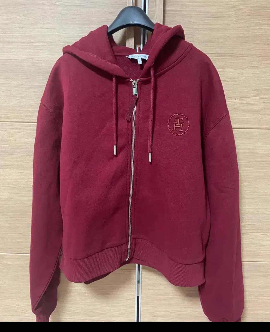타미힐피거 버건디 숏 후드집업 상품이미지1