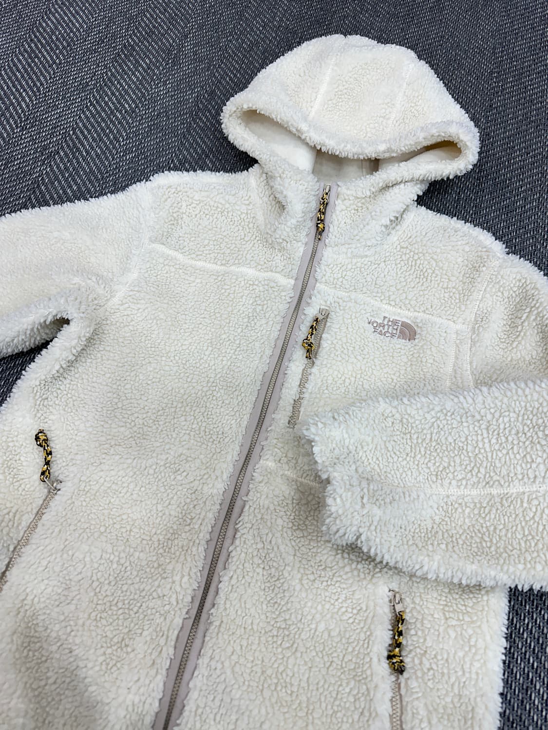 노스페이스 뽀글이 후리스 집업 상품이미지2