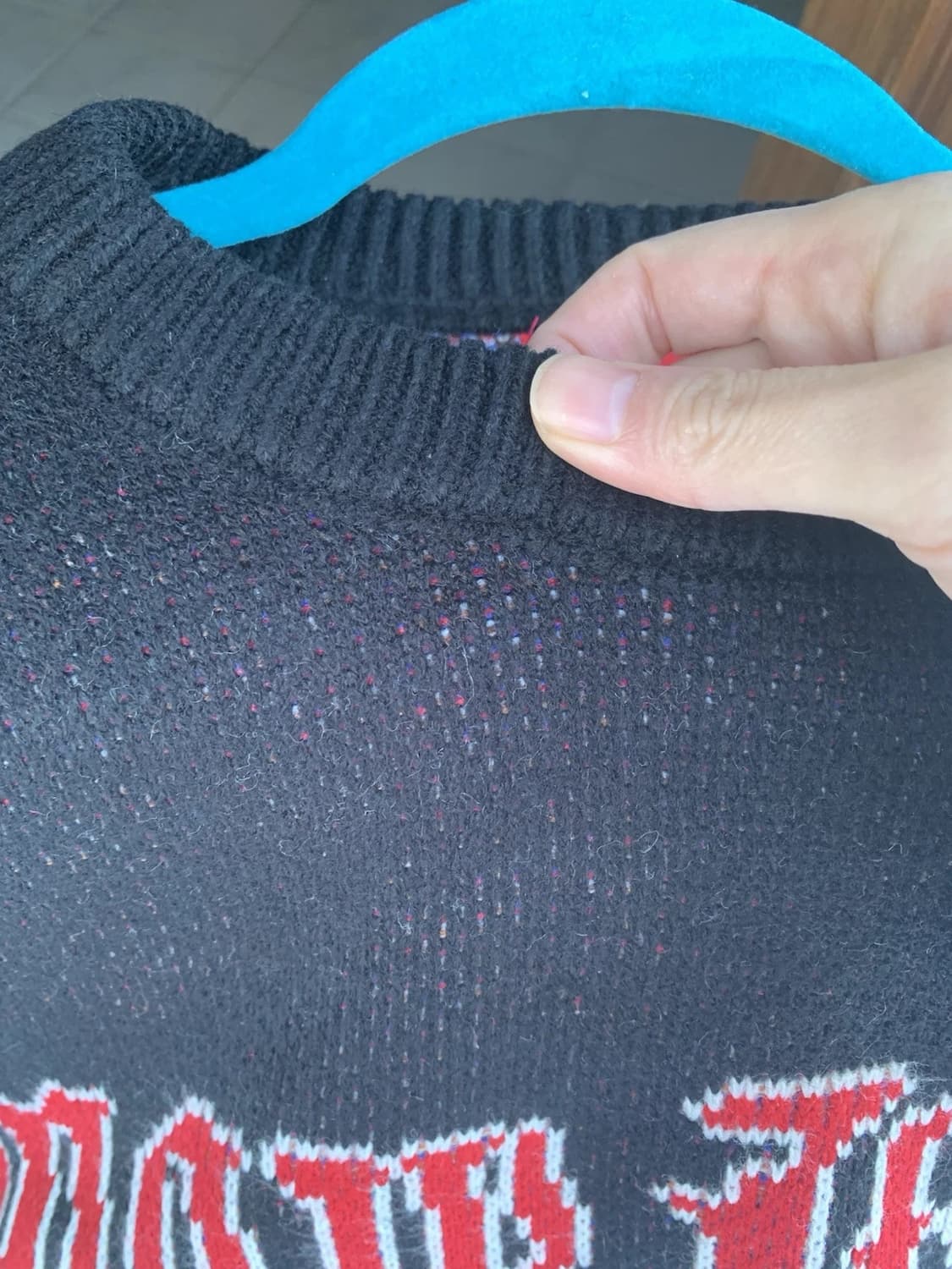 슈프림 스노우 화이트 니트 스웨터 블랙 상품이미지3