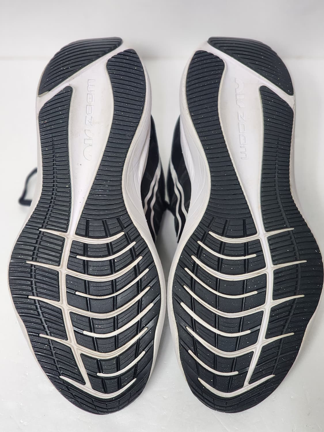 나이키 에어 줌 윈플로 9 블랙 275 mm 상품이미지5